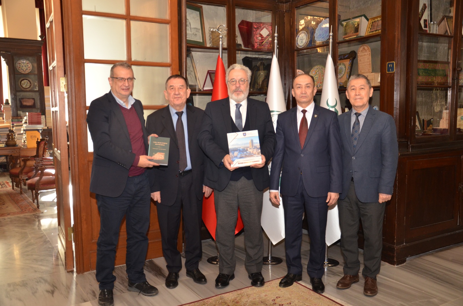 Ислам тарихы, өнері және мәдениетін зерттеу орталығындағы (IRCICA) ресми кездесу: әл-Фараби мұрасын зерттеу бағытындағы халықаралық ынтымақтастық кеңеюде